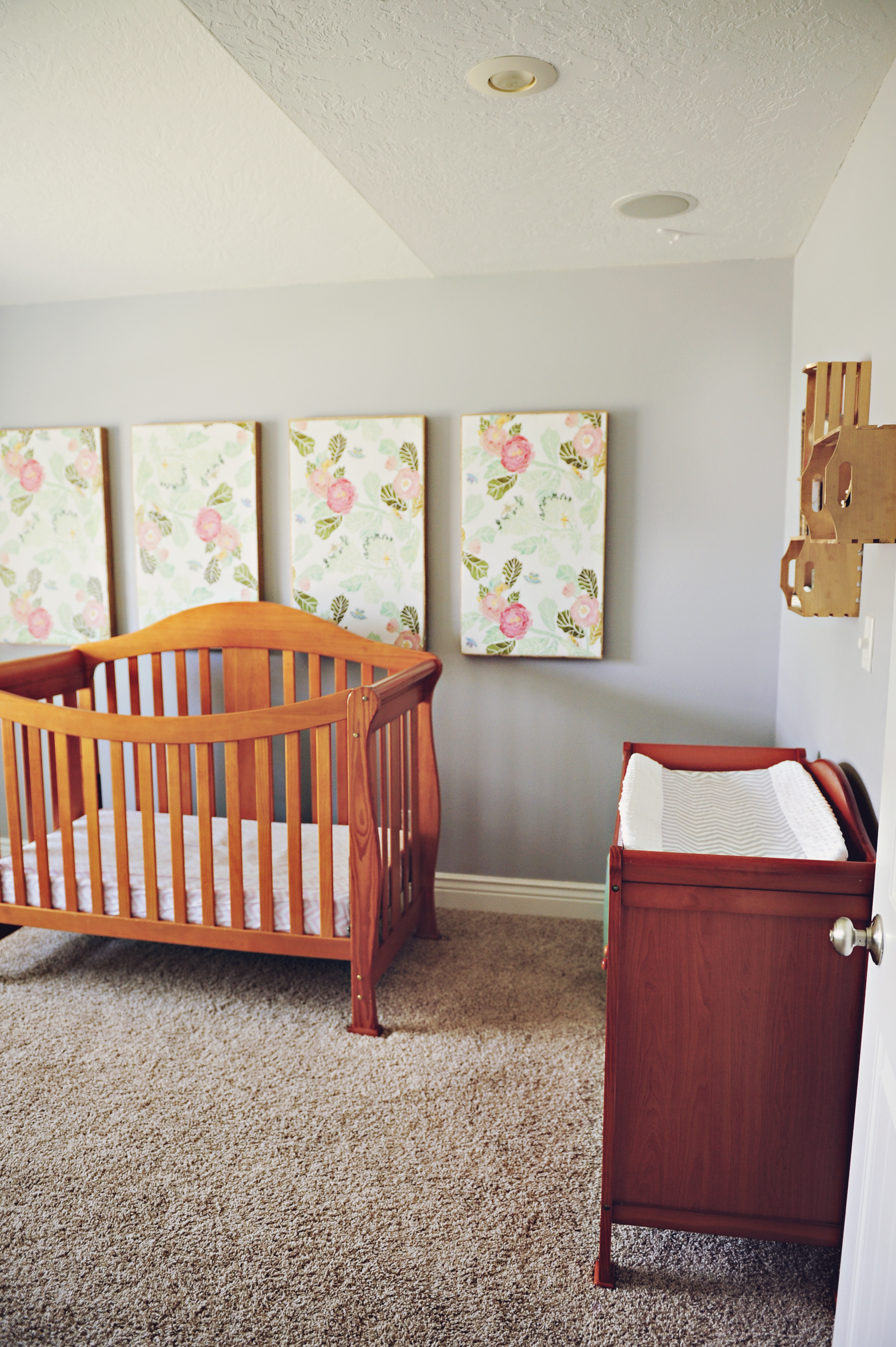 Maelee's Floral Print Nursery - One Small Child