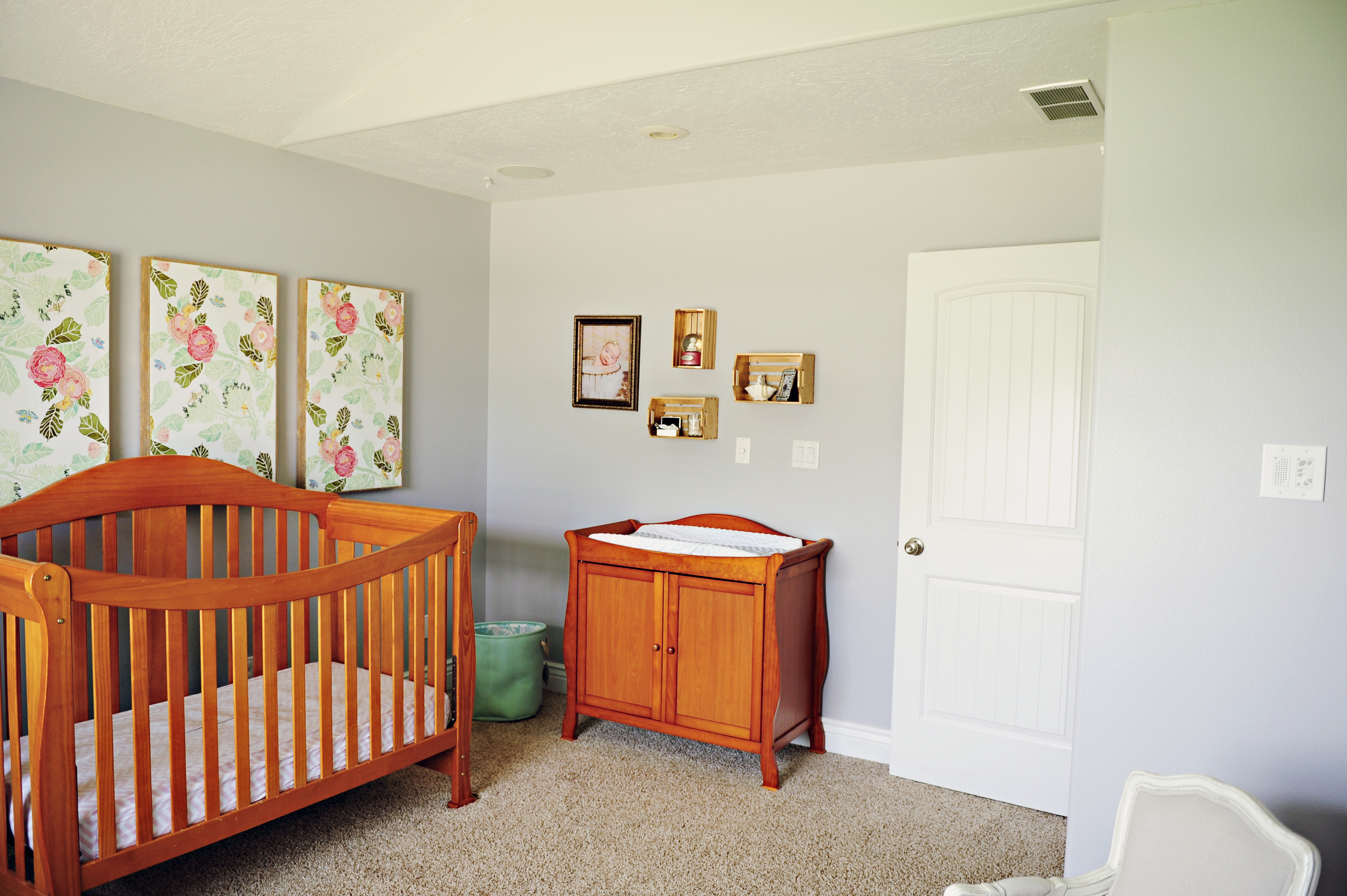 Maelee's Floral Print Nursery - One Small Child