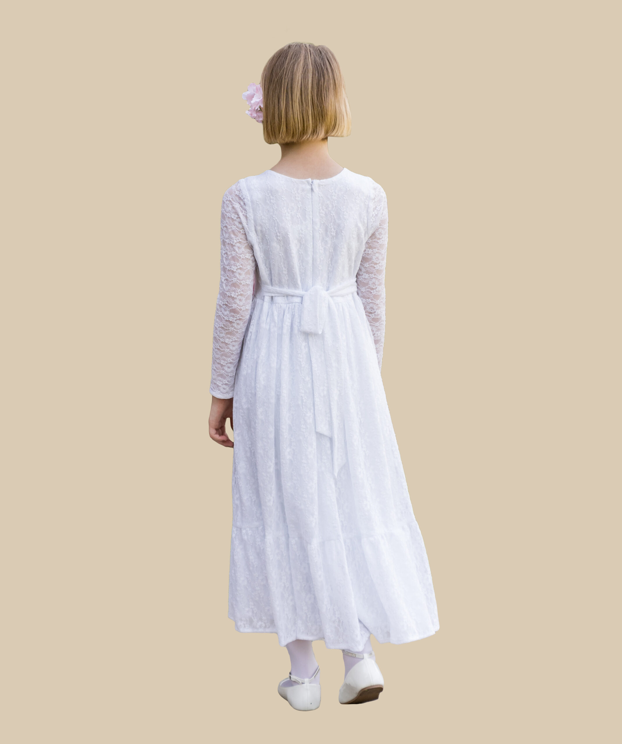 White elegance enchanted dress - model
